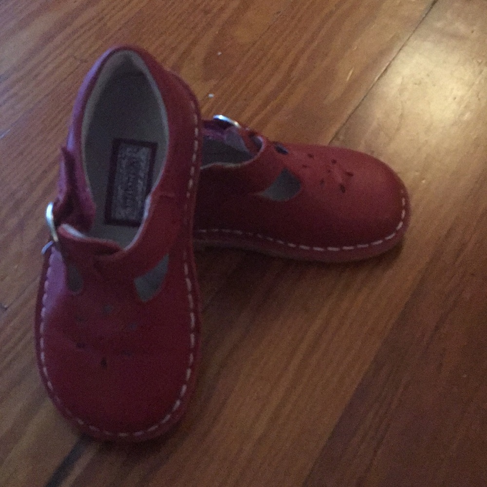 L’Amour Shoes Size 7